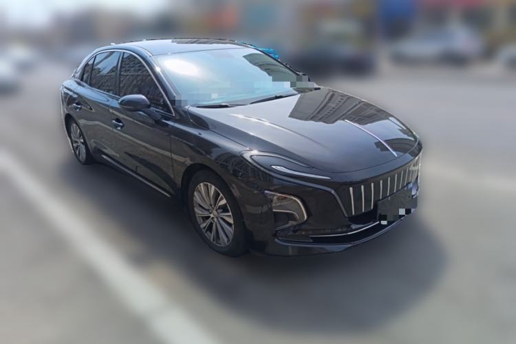Used Hongqi E-QM5 2024 610 km PLUS Front Right 45 Deg