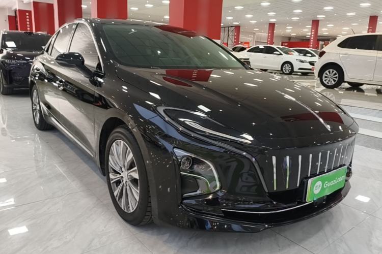 Used Hongqi E-QM5 2024 610 km PLUS Front Right 45 Deg