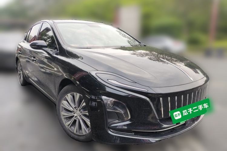 Used Hongqi E-QM5 2024 560km PLUS Front Right 45 Deg