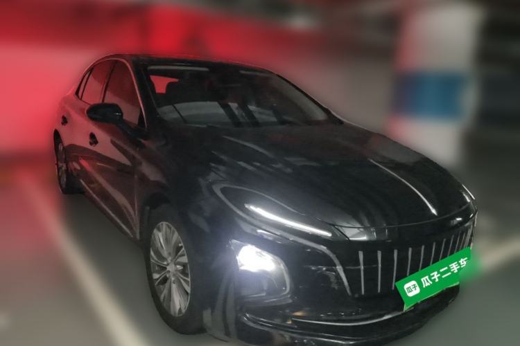 Used Hongqi E-QM5 2024 500km Range Edition Front Right 45 Deg