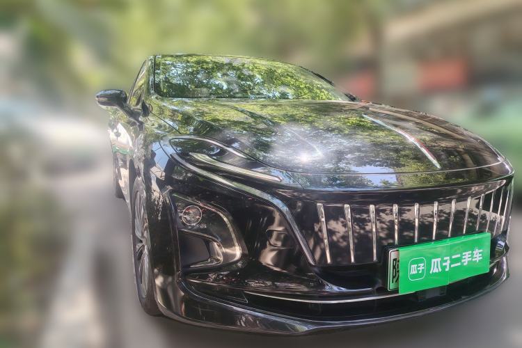 Used Hongqi E-QM5 2024 500km Range Edition Front Right 45 Deg