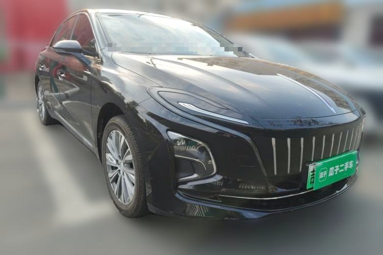Used Hongqi E-QM5 2024 610 km PLUS Front Right 45 Deg