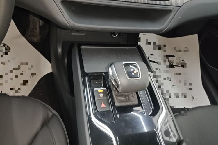 Used Hongqi E-QM5 2024 450km Range Commuter Version Gear Lever