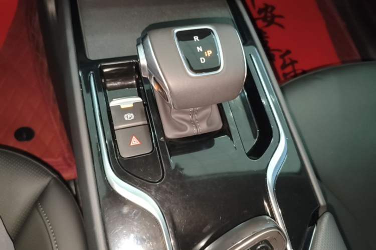Used Hongqi E-QM5 2024 610 km PLUS Gear Lever