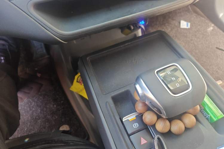 Used Hongqi E-QM5 2024 500km Range Edition Gear Lever