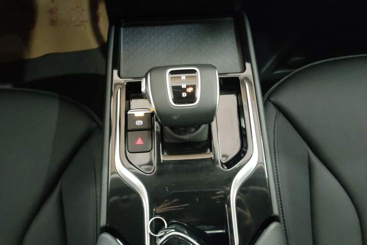 Used Hongqi E-QM5 2024 450km Range Commuter Version Gear Lever