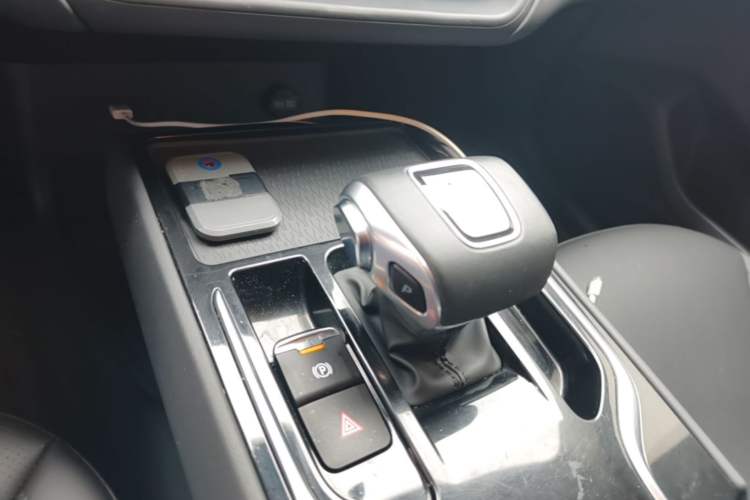 Used Hongqi E-QM5 2024 500km Range Edition Gear Lever