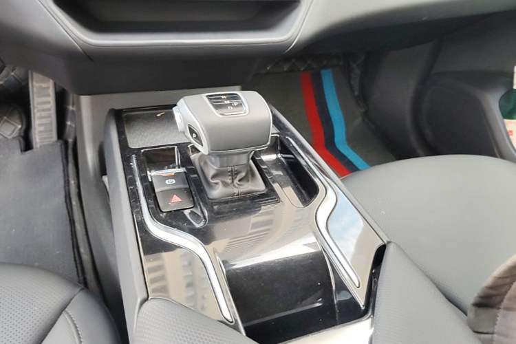 Used Hongqi E-QM5 2024 500km Range Edition Gear Lever