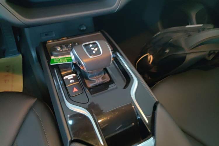 Used Hongqi E-QM5 2024 500km Range Edition Gear Lever