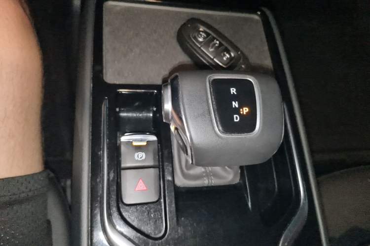 Used Hongqi E-QM5 2024 500km Range Edition Gear Lever