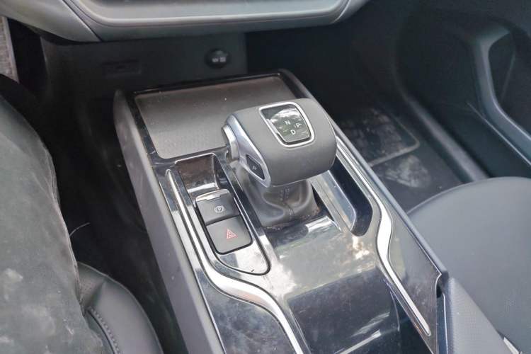 Used Hongqi E-QM5 2024 500km Range Edition Gear Lever