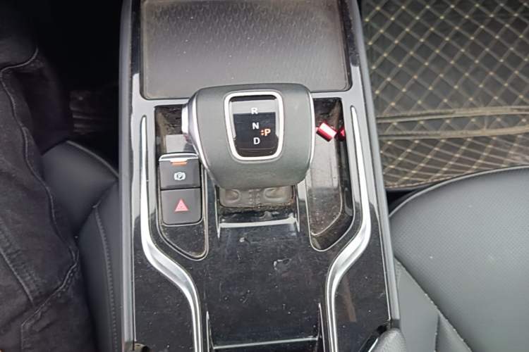 Used Hongqi E-QM5 2024 500km Range Edition Gear Lever