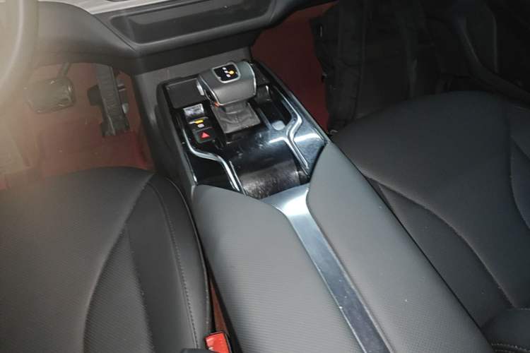 Used Hongqi E-QM5 2024 500km Range Edition Gear Lever