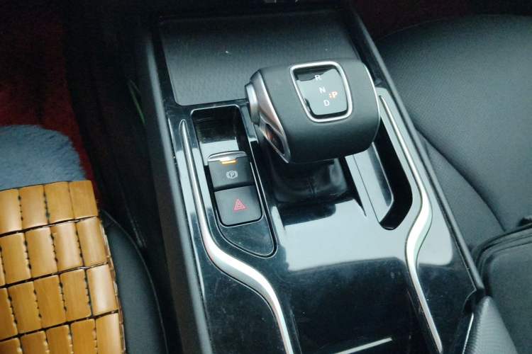 Used Hongqi E-QM5 2024 610 km PLUS Gear Lever