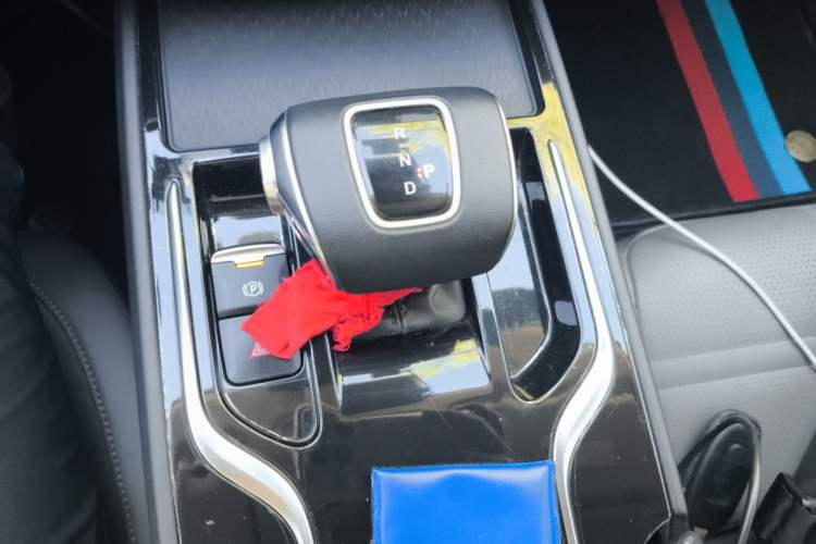 Used Hongqi E-QM5 2024 610 km PLUS Gear Lever