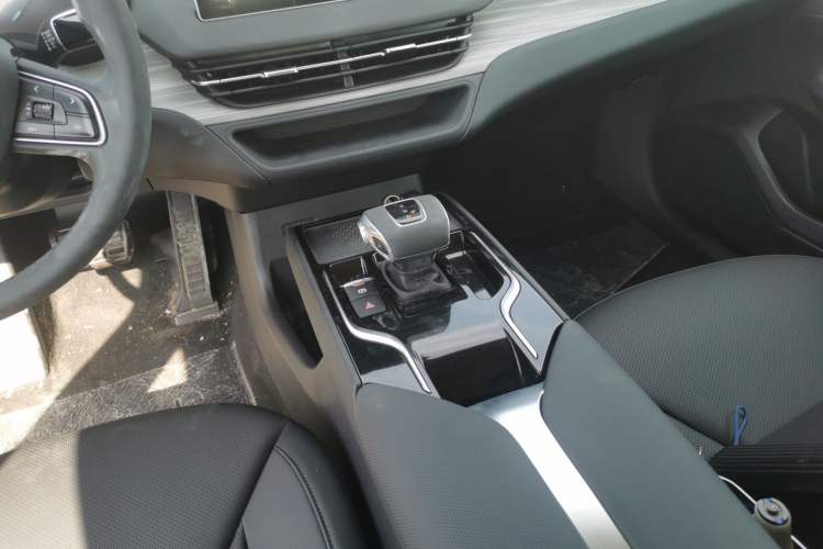 Used Hongqi E-QM5 2024 500km Range Edition Gear Lever