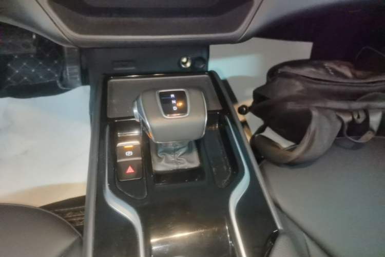 Used Hongqi E-QM5 2024 500km Range Edition Gear Lever