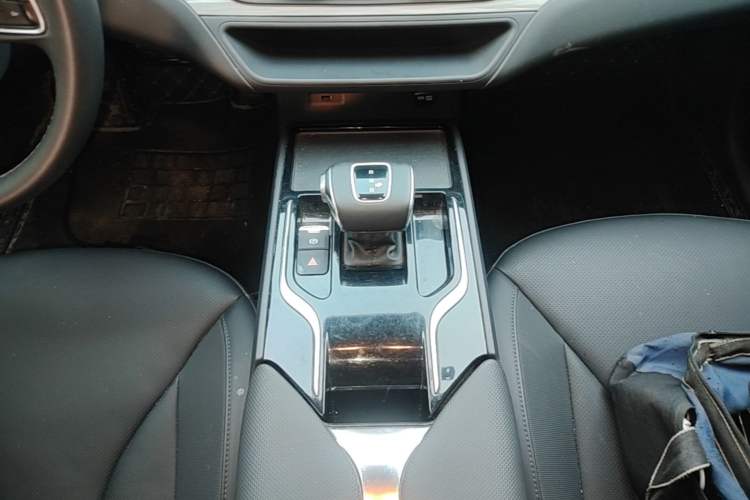 Used Hongqi E-QM5 2024 560km PLUS Gear Lever