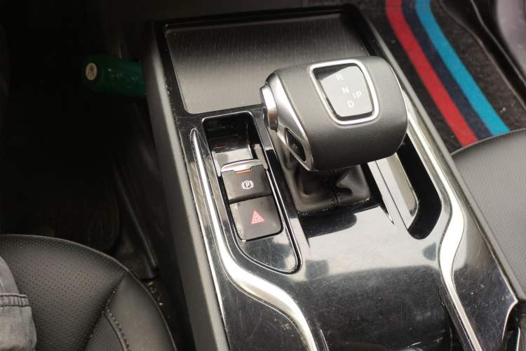 Used Hongqi E-QM5 2024 610 km PLUS Gear Lever