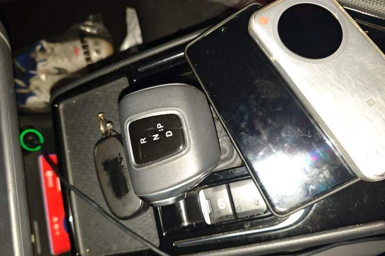 Used Hongqi E-QM5 2024 610 km PLUS Gear Lever