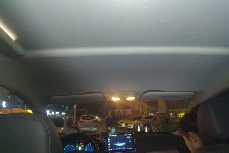 Used Hongqi E-QM5 2024 610 km PLUS Headliner