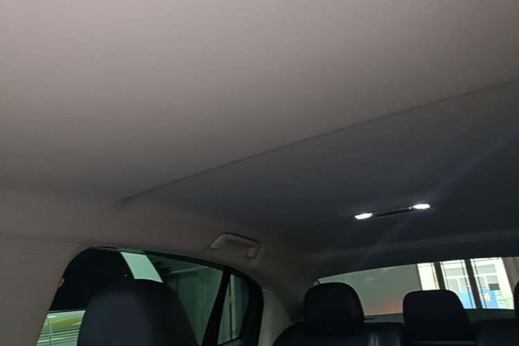 Used Hongqi E-QM5 2024 450km Range Commuter Version Headliner