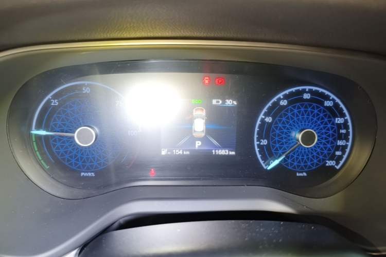 Used Hongqi E-QM5 2024 610 km PLUS Instrument Cluster