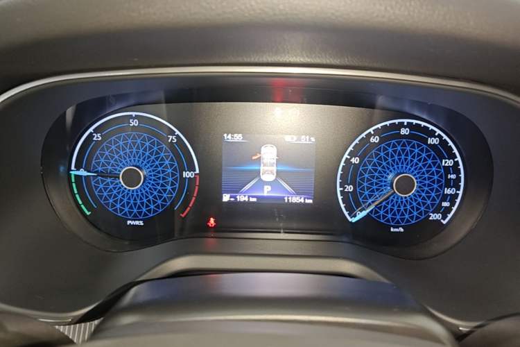 Used Hongqi E-QM5 2024 450km Range Commuter Version Instrument Cluster