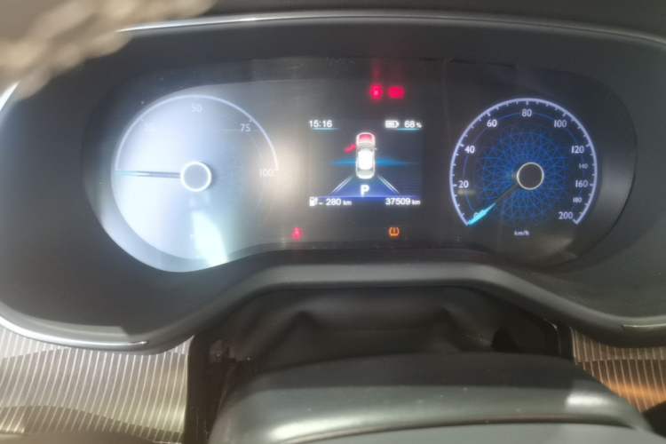 Used Hongqi E-QM5 2024 450km Range Commuter Version Instrument Cluster