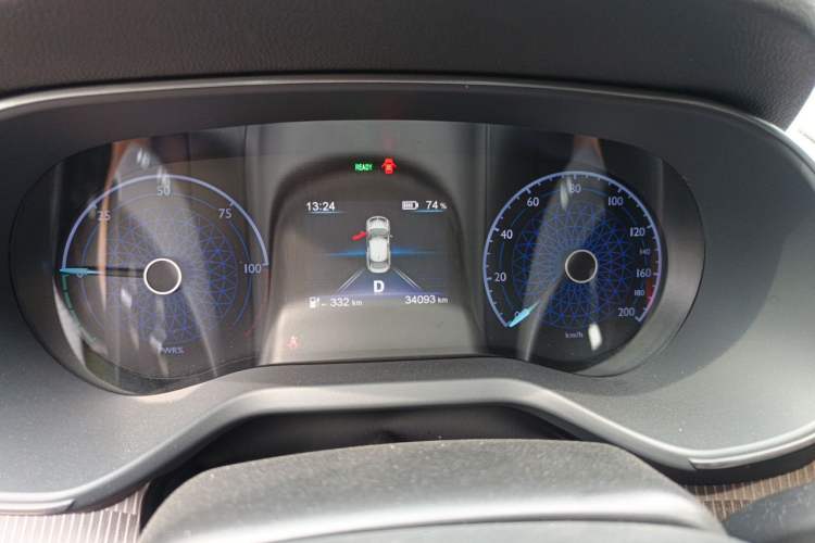 Used Hongqi E-QM5 2024 450km Range Commuter Version Instrument Cluster