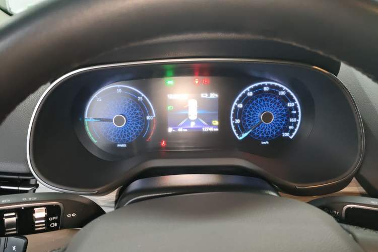 Used Hongqi E-QM5 2024 610 km PLUS Instrument Cluster