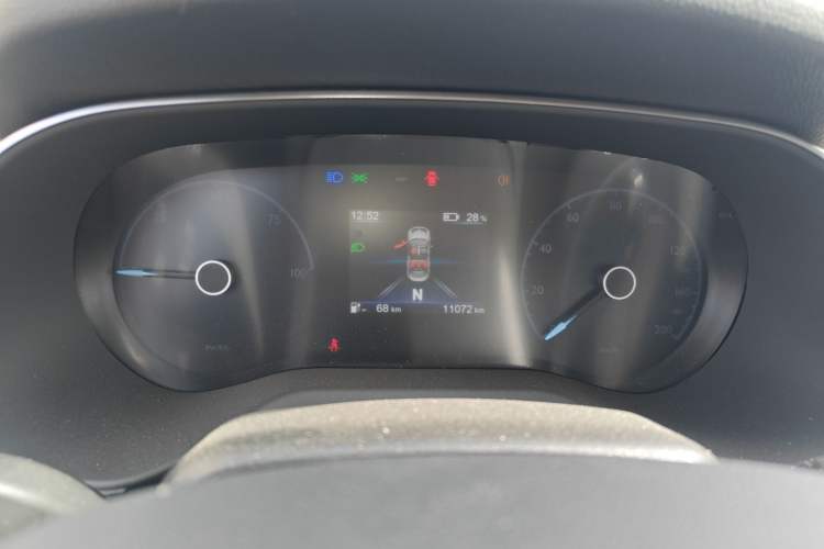 Used Hongqi E-QM5 2024 500km Range Edition Instrument Cluster