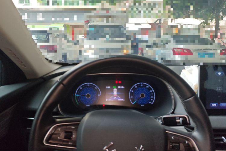 Used Hongqi E-QM5 2024 610 km PLUS Instrument Cluster