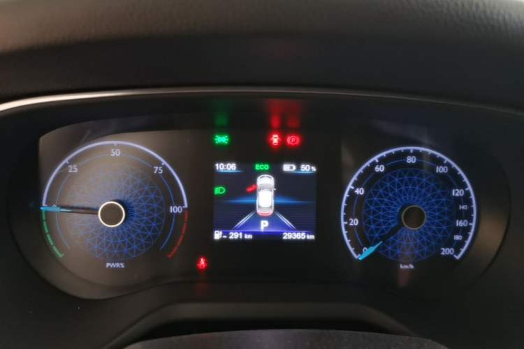 Used Hongqi E-QM5 2024 610 km PLUS Instrument Cluster