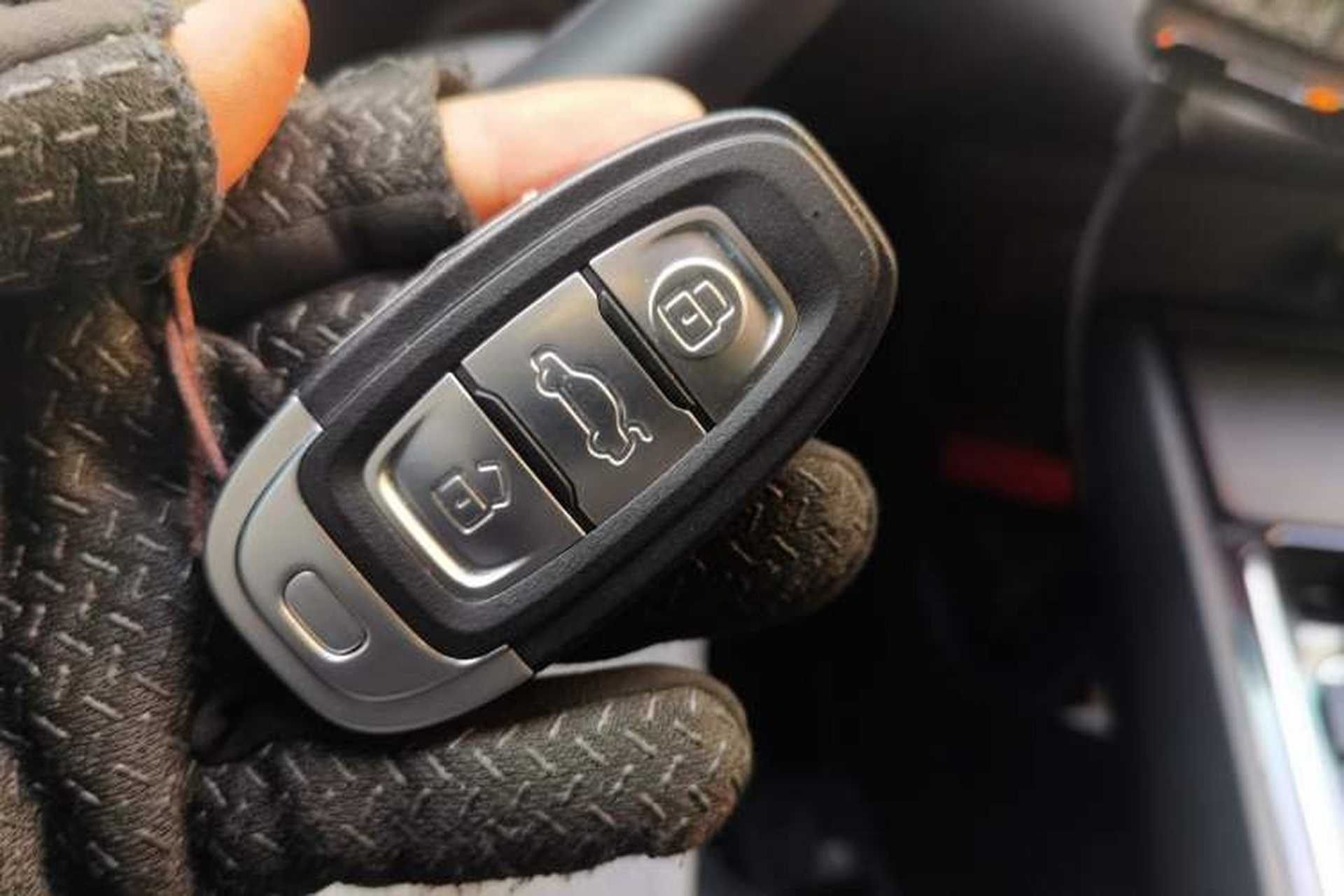 Used Hongqi E-QM5 2024 500km Range Edition Interior 1