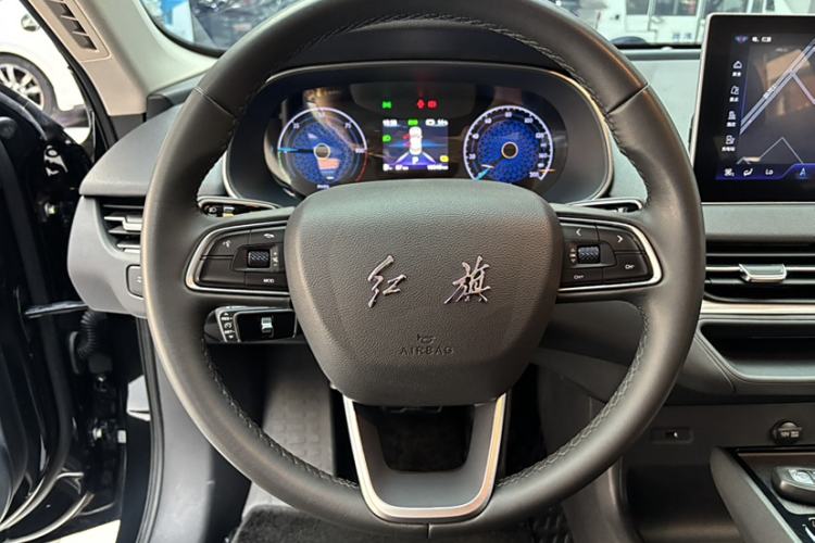 Used Hongqi E-QM5 2024 610 km PLUS Interior 2
