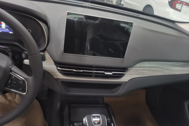 Used Hongqi E-QM5 2024 500km Range Edition Interior 2