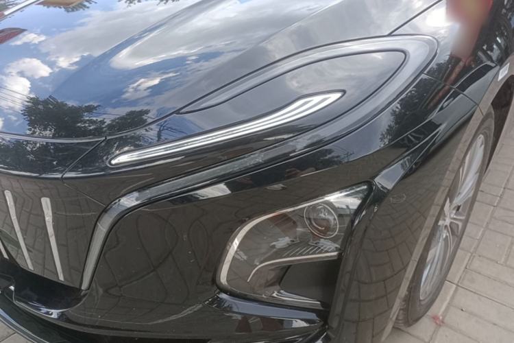 Used Hongqi E-QM5 2024 450km Range Commuter Version Left Front Headlight