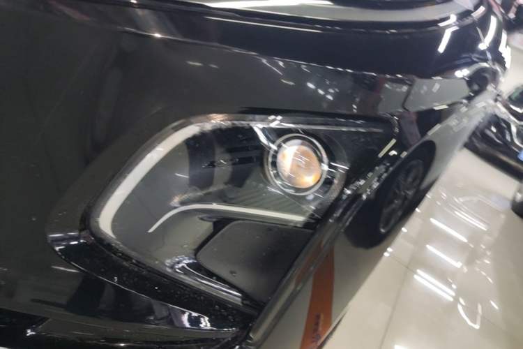 Used Hongqi E-QM5 2024 560km PLUS Left Front Headlight