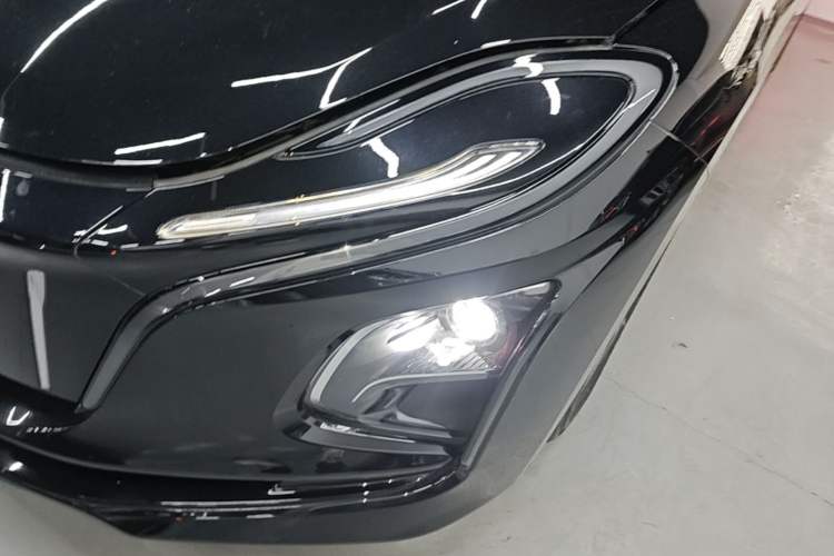 Used Hongqi E-QM5 2024 500km Range Edition Left Front Headlight