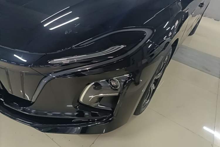 Used Hongqi E-QM5 2024 450km Range Commuter Version Left Front Headlight