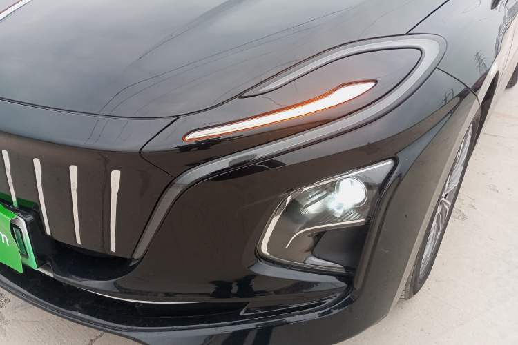 Used Hongqi E-QM5 2024 450km Range Commuter Version Left Front Headlight