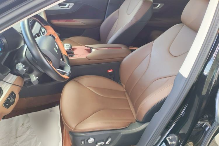 Used Hongqi E-QM5 2024 610 km PLUS Left Front Seat