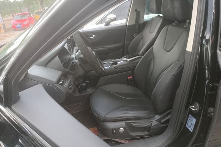 Used Hongqi E-QM5 2024 450km Range Commuter Version Left Front Seat