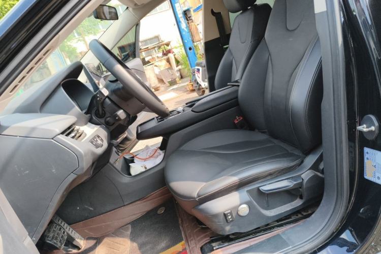 Used Hongqi E-QM5 2024 610 km PLUS Left Front Seat