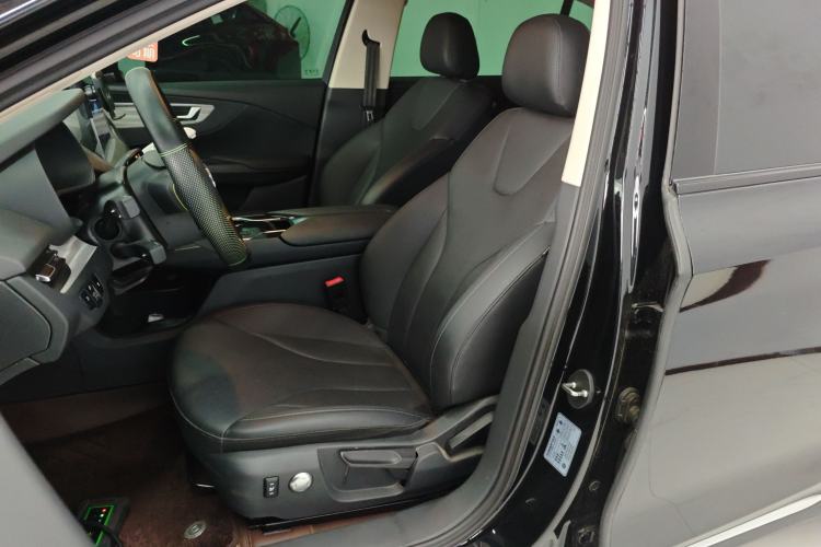 Used Hongqi E-QM5 2024 610 km PLUS Left Front Seat