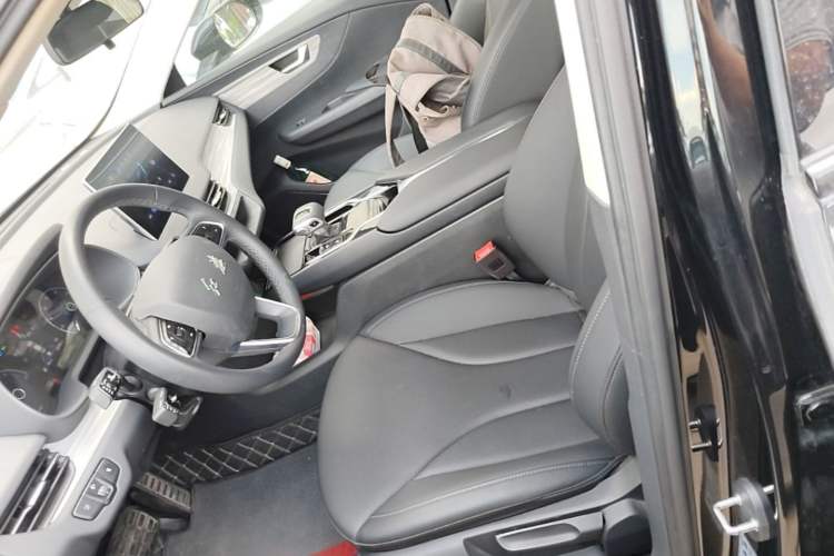 Used Hongqi E-QM5 2024 500km Range Edition Left Front Seat