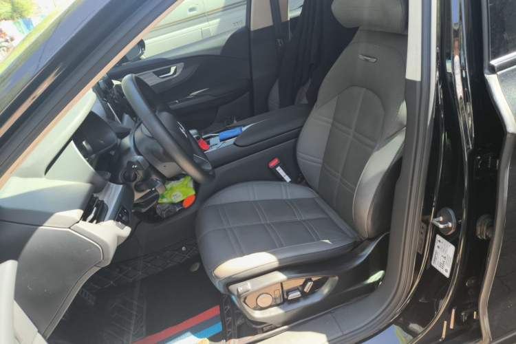 Used Hongqi E-QM5 2024 610 km PLUS Left Front Seat