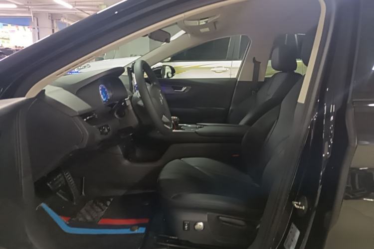 Used Hongqi E-QM5 2024 450km Range Commuter Version Left Front Seat
