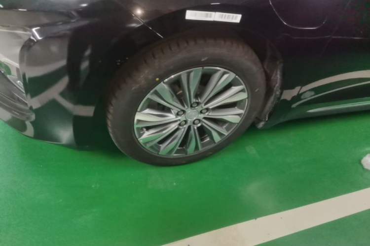 Used Hongqi E-QM5 2024 500km Range Edition Left Front Wheel Hub